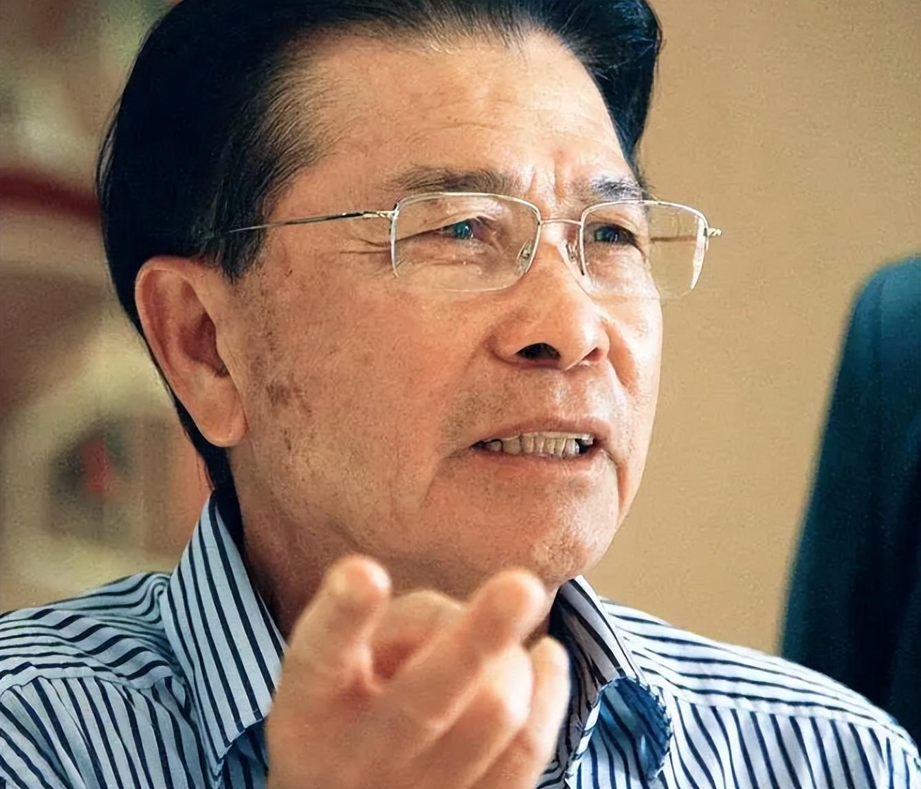 何享健最新动态深度解析，最新观点与行动分析