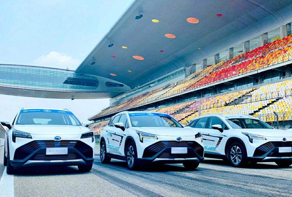 2024新澳门正版免费资本车,快速实施解答研究_适中版29.521