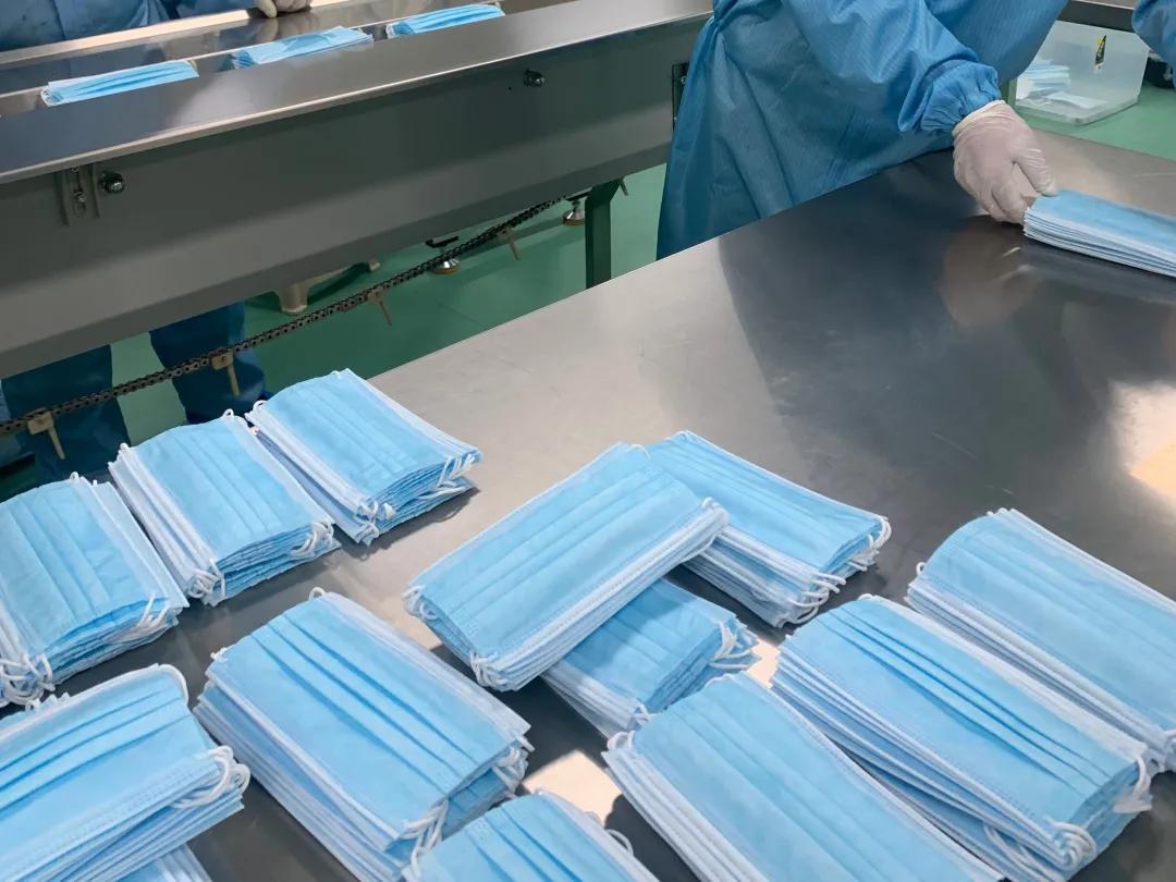 口罩需求变迁下的自信与成就感，学习适应世界新变化